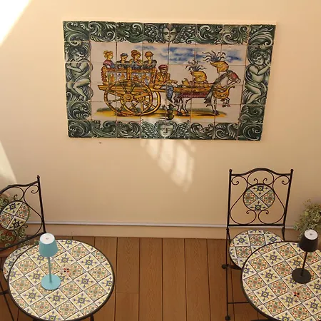 Falstaff & Guest house