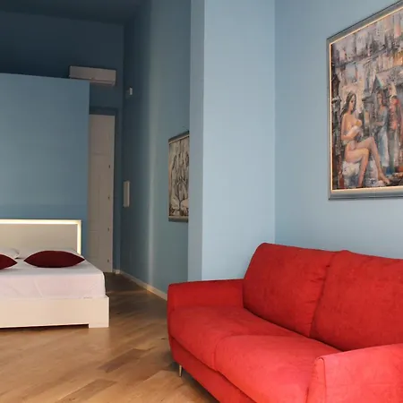 Falstaff & Guest house