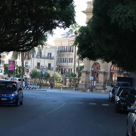 Falstaff & Guest house Palermo